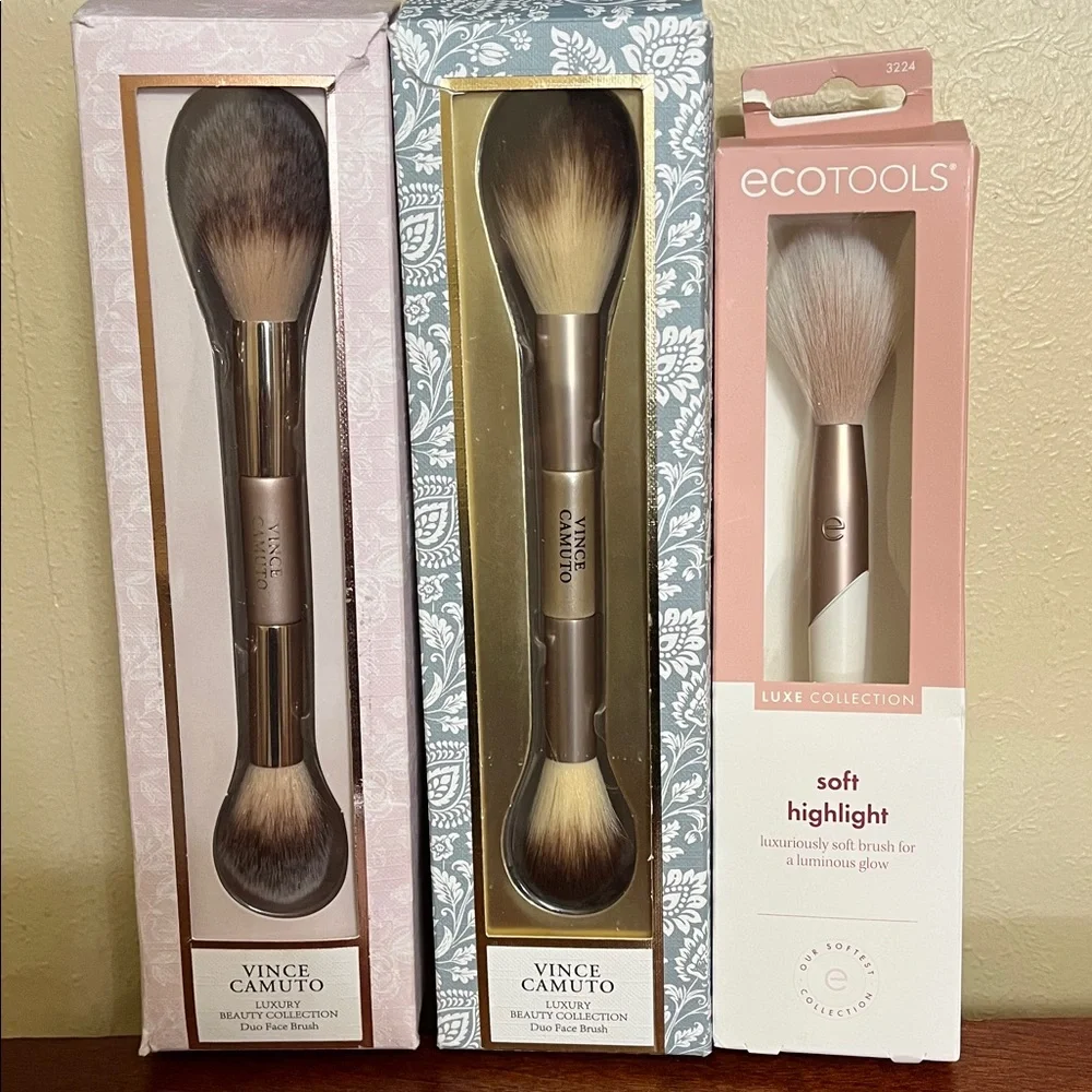 Vince Camuto duo face brush and eco tools makeup brush lot